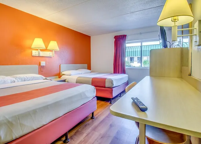 Motel 6-Amherst, NY - Buffalo