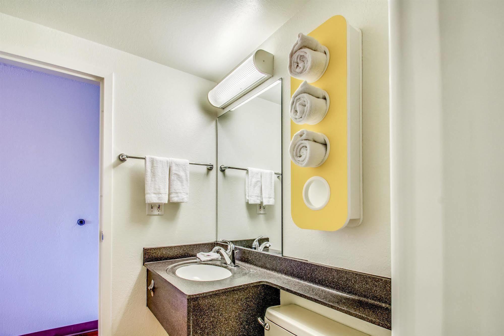 6-amherst, Ny - Buffalo 2*